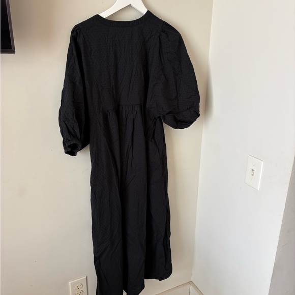 Universal Thread Dress - Picture 2 of 4